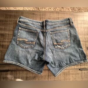 Women's Silver Jeans Co. Mid-Rise Boyfriend Jean Shorts